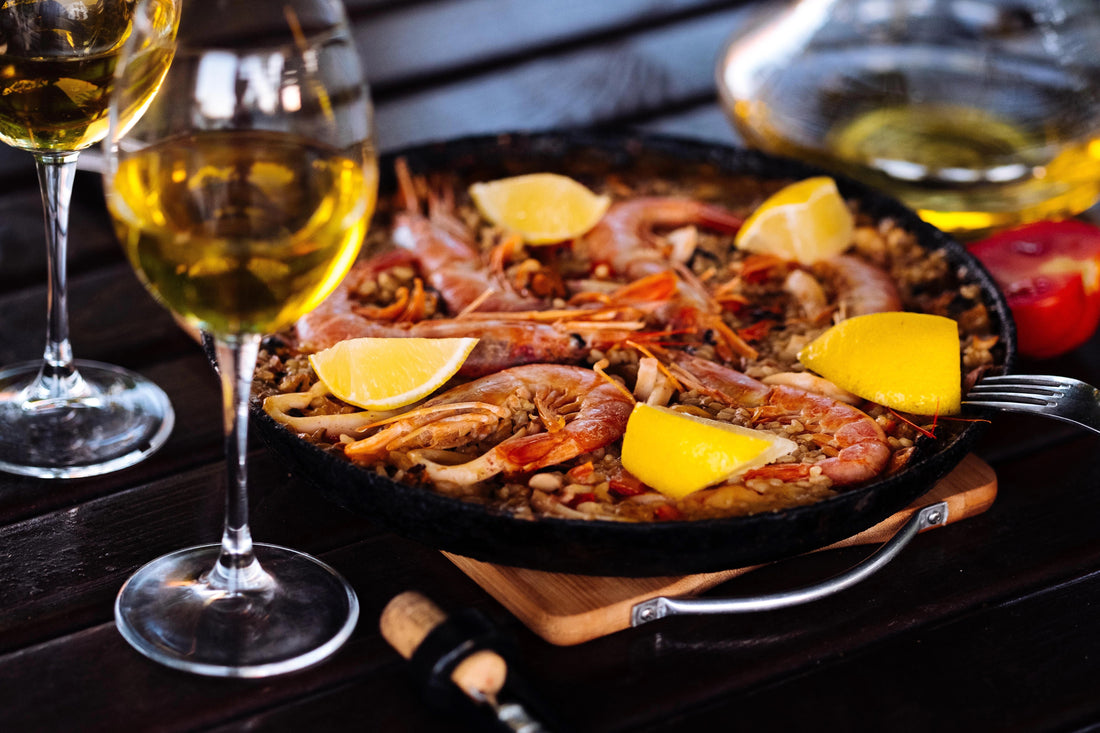 Welke wijn bij paella? Zo kies je de beste match