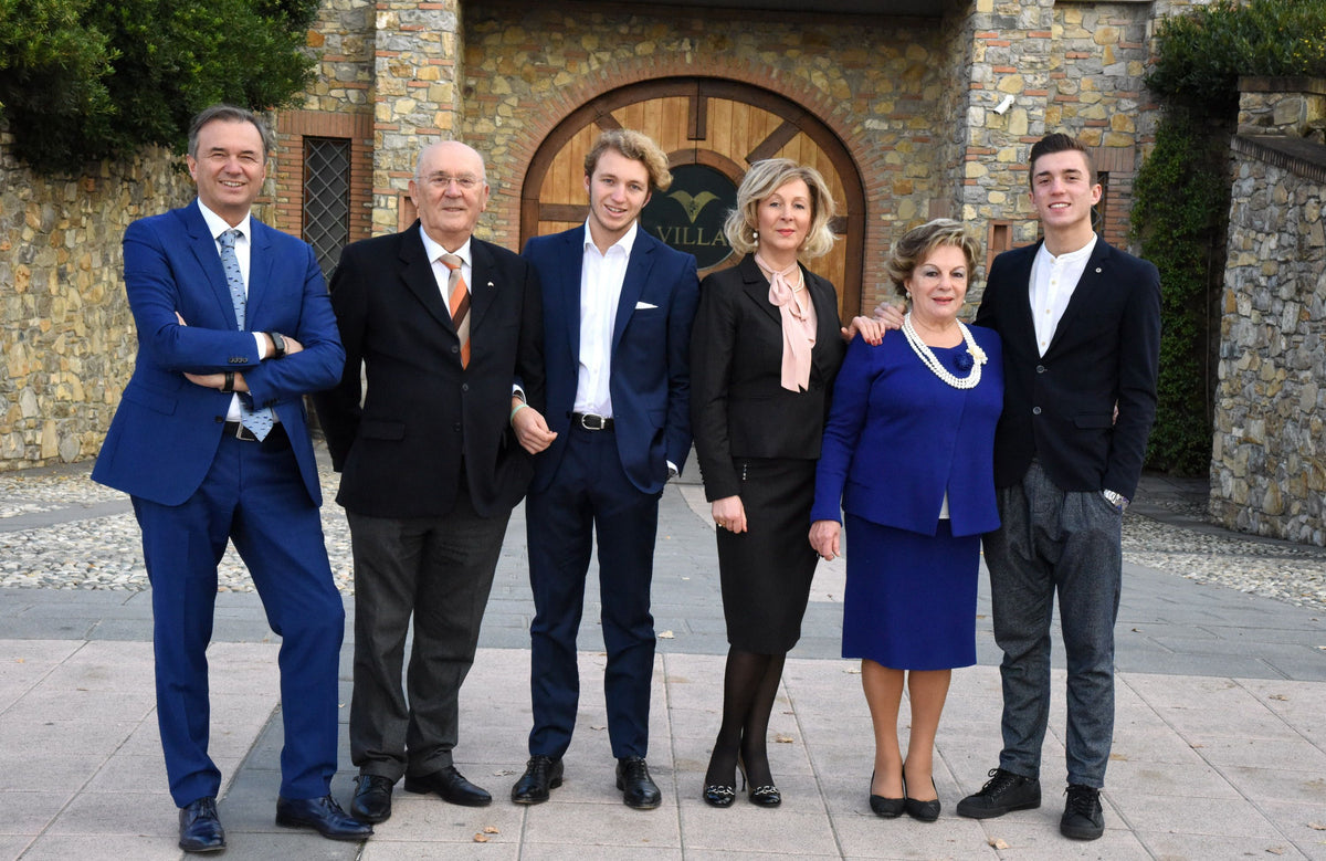 Alessandro Bianchi met zijn vrouw en dochter Roberta, en haar man en kinderen