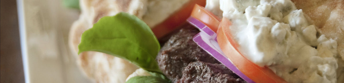 Struisburger met blauwe kaas