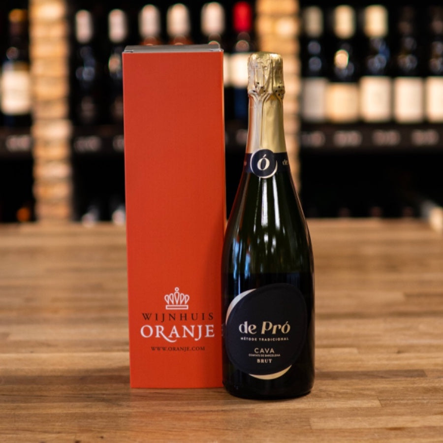 Sleeve Cava met eigen logo, relatiegeschenk van Wijn.com